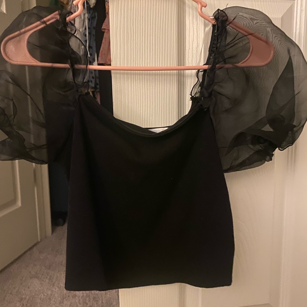 cute boutique top , lizard thicket